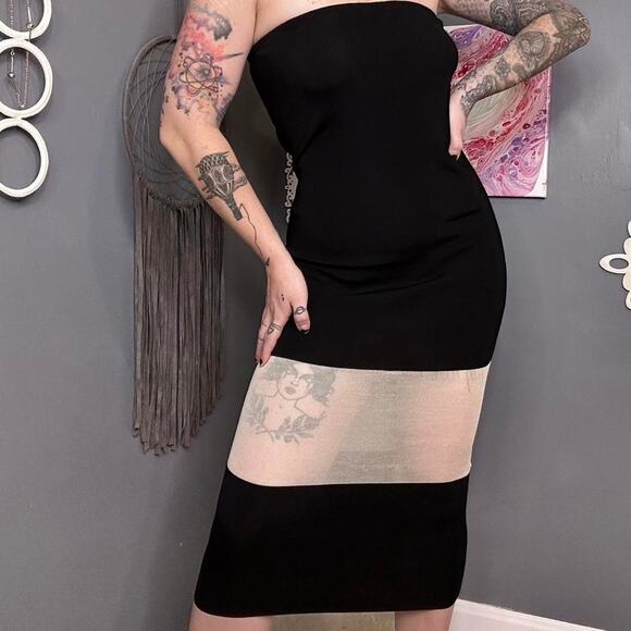 Deadstock Revolve NBD Primrose Bodycon - Picture 3 of 8